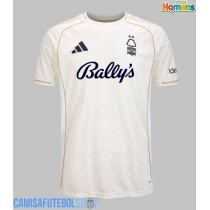 Camisa de time de futebol Nottingham Forest Morgan Gibbs-White #10 Replicas 2º Equipamento 2025-26 Manga Curta